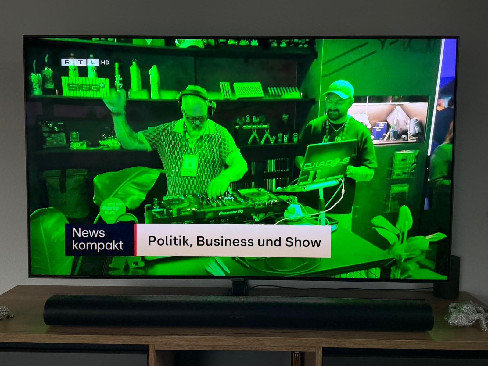 Groovy Grandpa op tv tijdens RTL News Kompakt